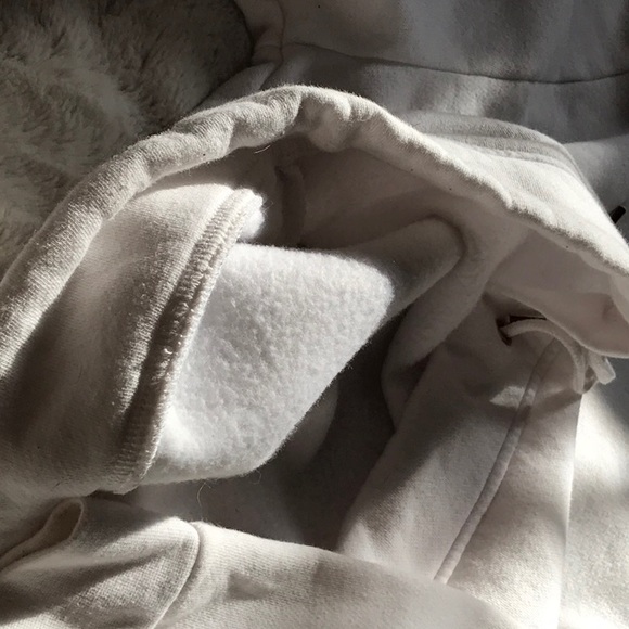 White cropped GUESS hoodie small - Picture 4 of 4